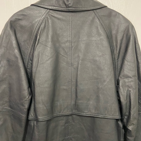 Liz Baker Black Leather Coat - Picture 9 of 9